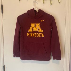 Girl’s Minnesota Gophers hoodie. Like new condition.